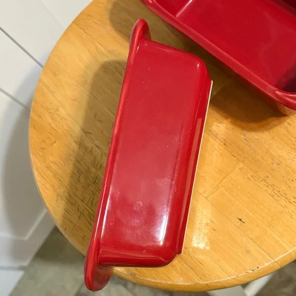 Longaberger Red mini loaf pans set of 2 - Picture 3 of 4